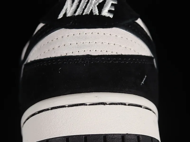 All Categories Nk SB Dunk Series Nk SB Dunk Low Low-top sneakers Otomo Katsuhiro x Nk SB Dunk Low "Steamboy OST" Otomo Katsuhiro co-branded SB low-top sports and leisure sneakers LF0039-033